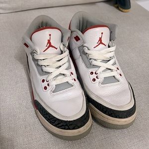 Jordan 3 Retro Fire Red (2013) size 6.5Y or woman 8